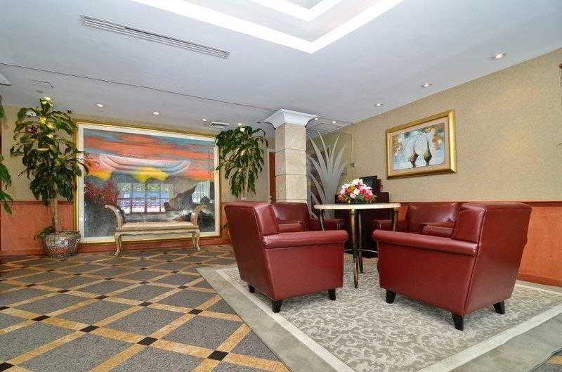Best Western Queens Court New York Eksteriør bilde